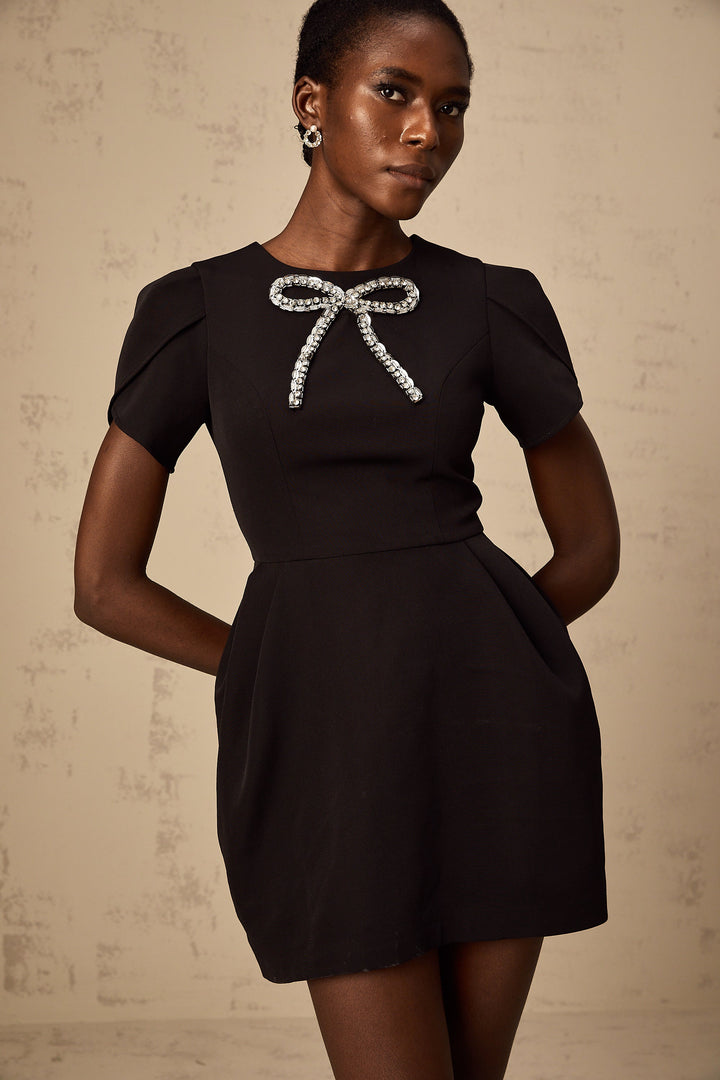 Levoire | Robe Mini À Nœud Ornée De Cristaux Noirs