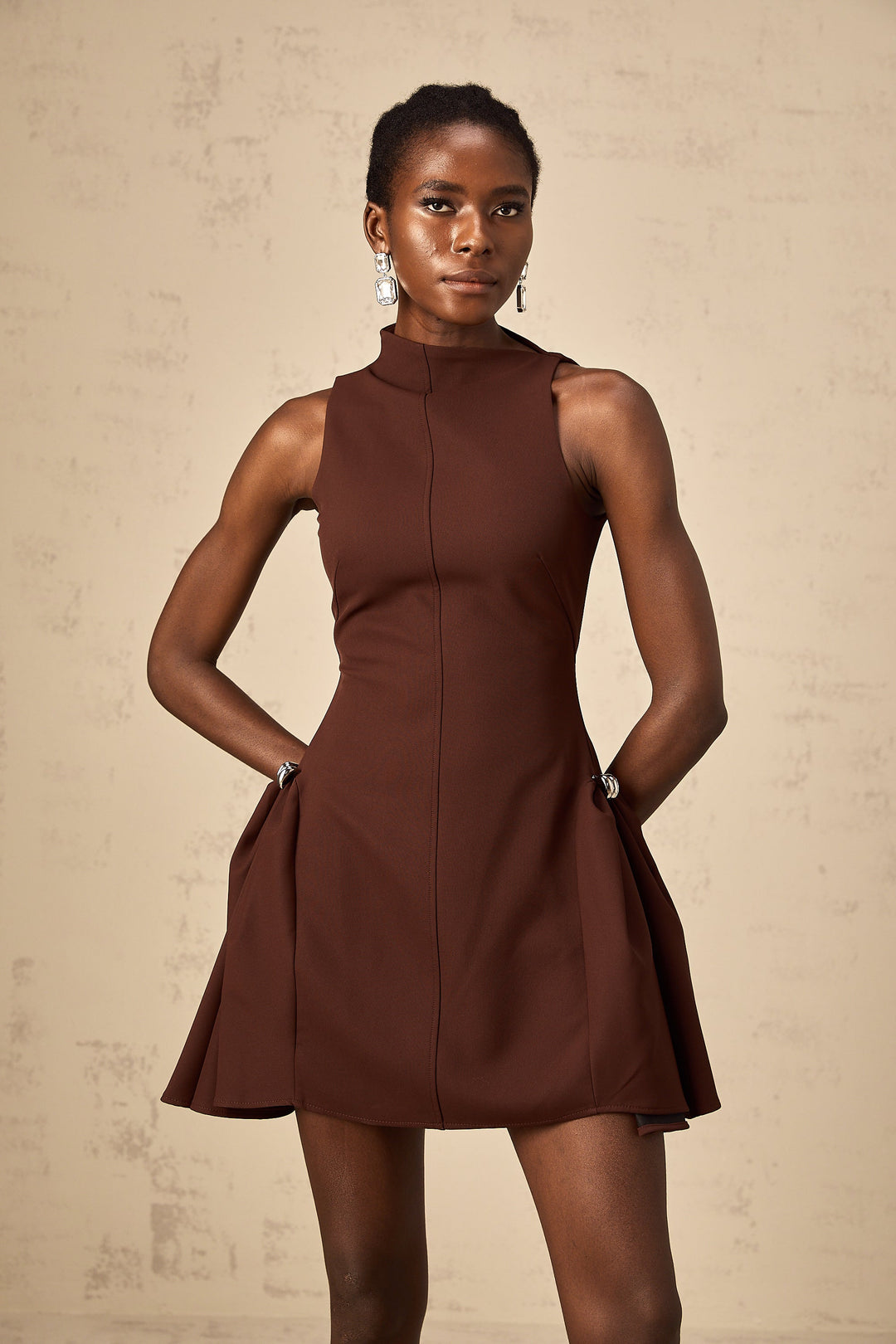 Levoire | Robe Mini À Encolure Asymétrique Marron Puff