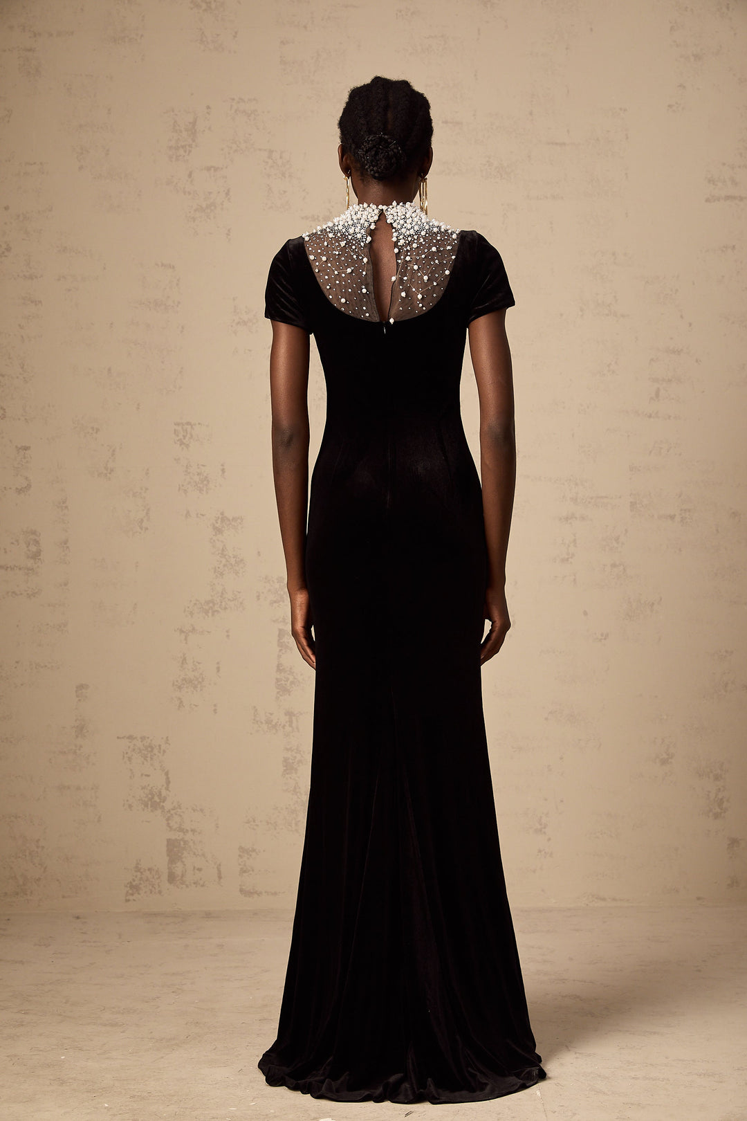 Levoire | Noir Faux Perles Décoré Velours Maxi Robe