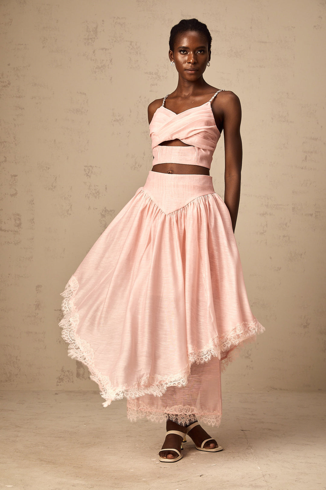 Levoire | Haut Asymétrique Volant Rose & Jupe Ensemble Assorti
