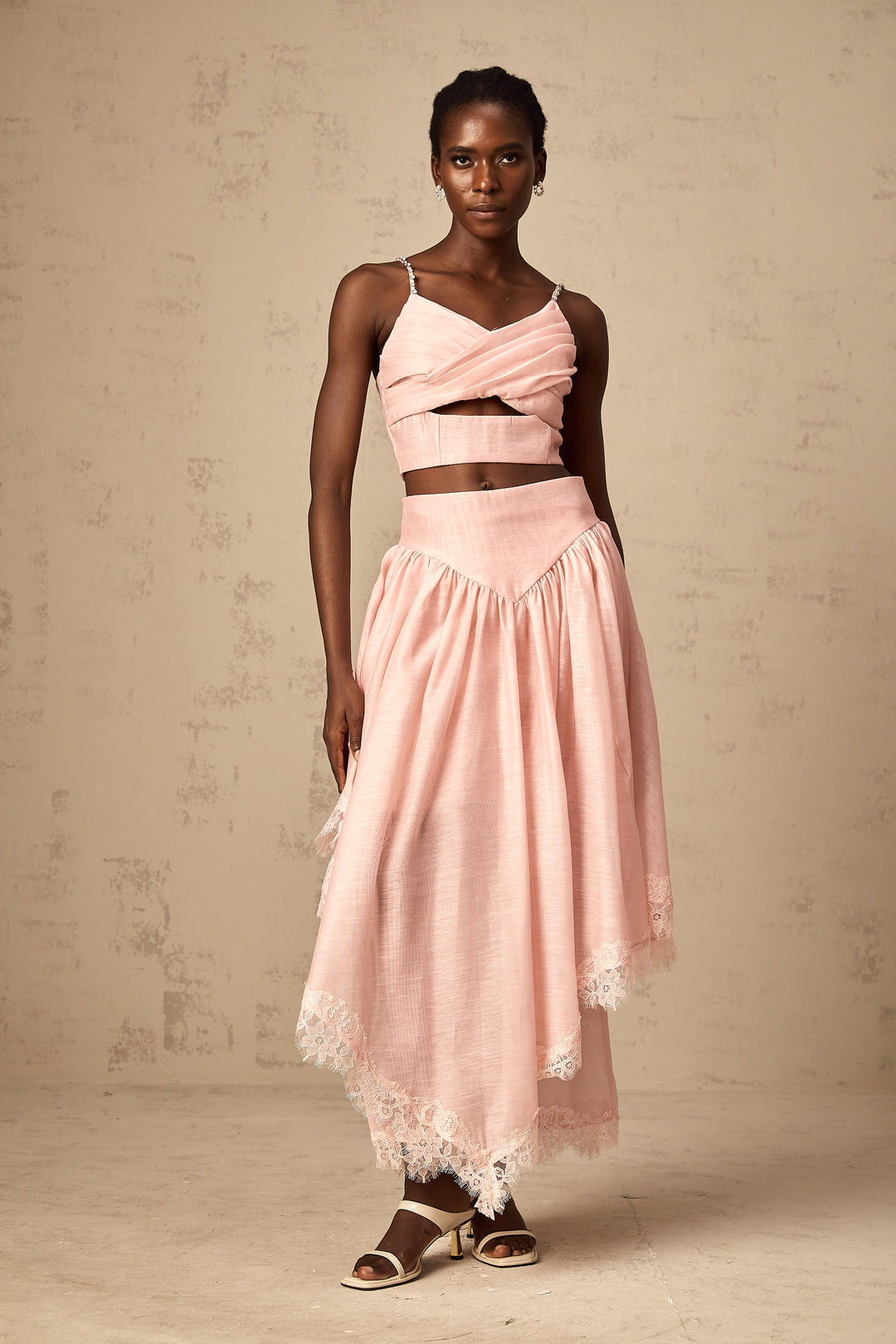 Levoire | Haut Asymétrique Volant Rose & Jupe Ensemble Assorti