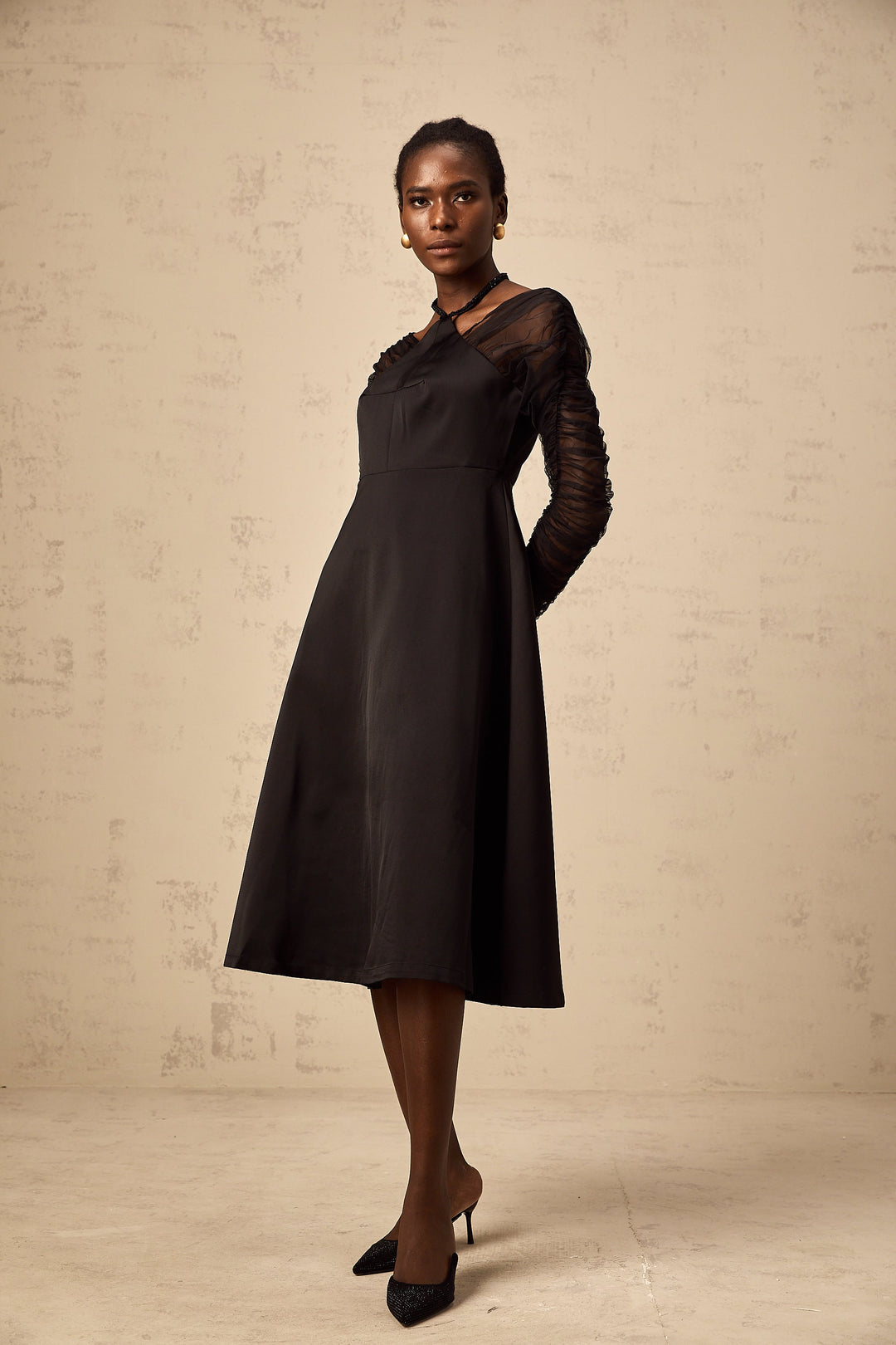 Levoire | Robe Midi À Panneaux Noire À Col Halter