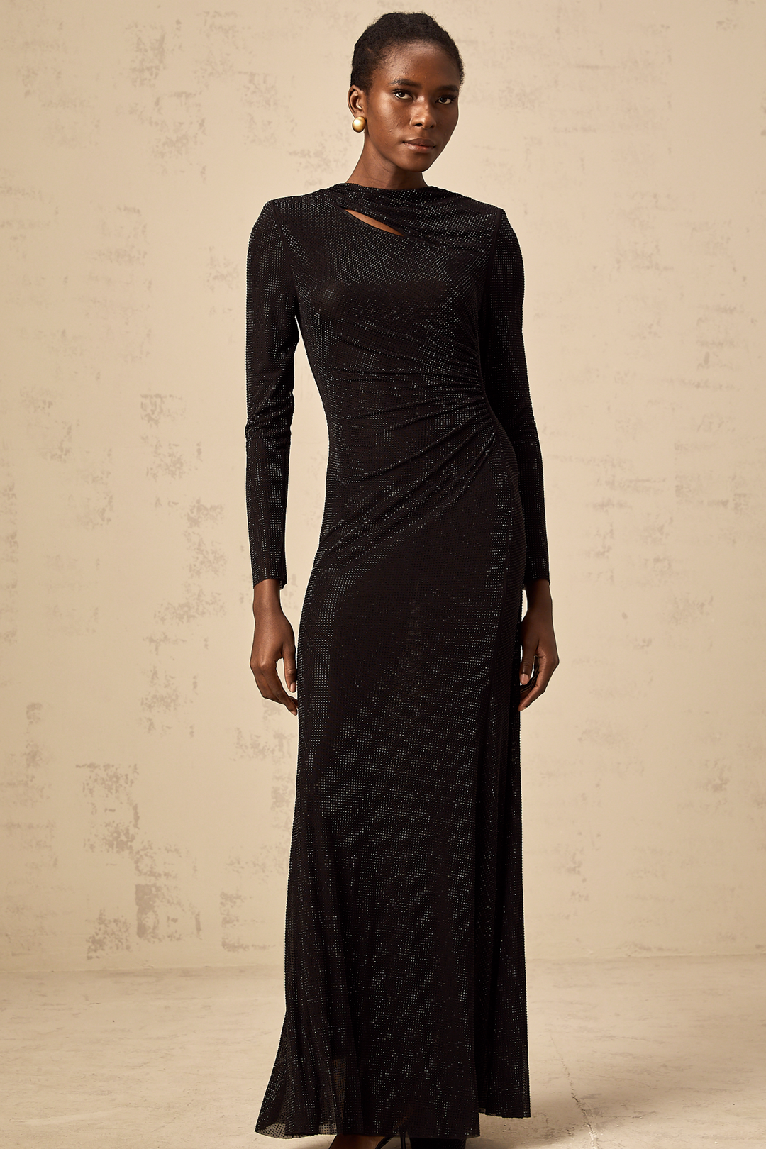 Levoire | Noir Avec Strass Épais Géré Maille Maxi Robe