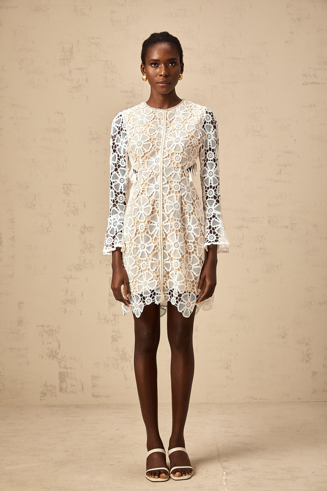 Levoire | Robe Mini Blanche En Dentelle Brodée De Fleurs Cut Out