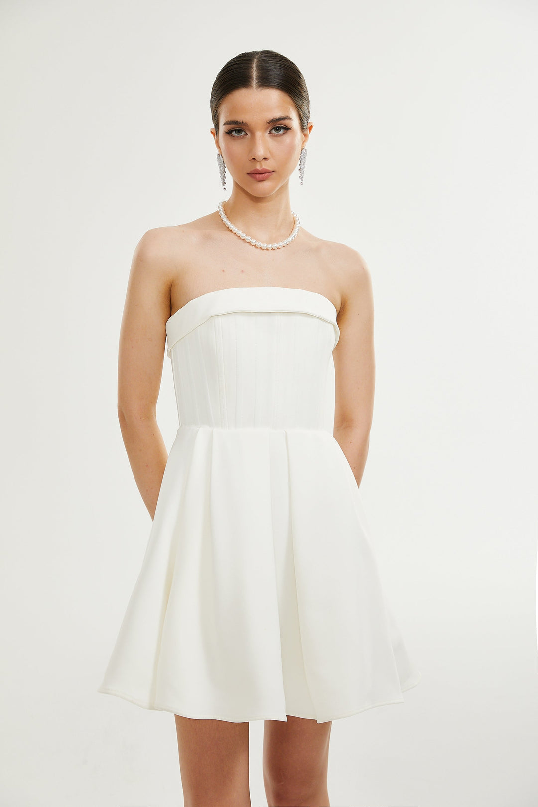 Levoire | Robe Évasée Blanche À Épaules Dénudées
