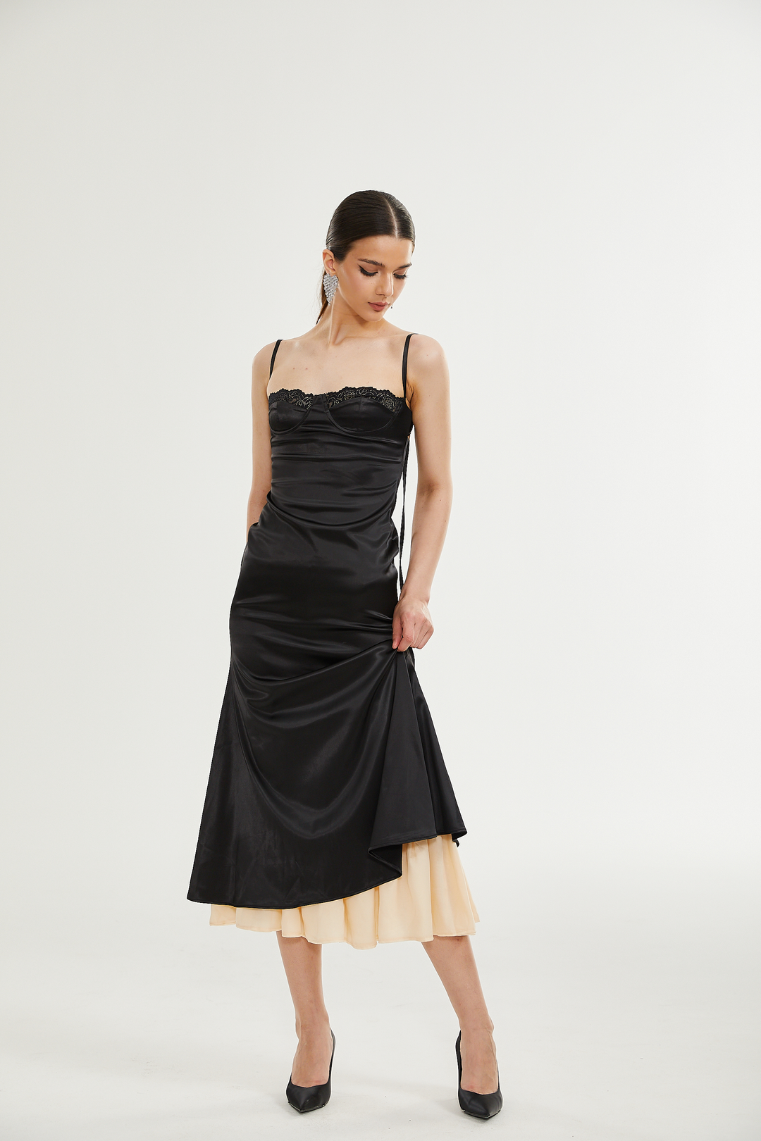 Levoire | Dentelle Satin Mi-Long Robe