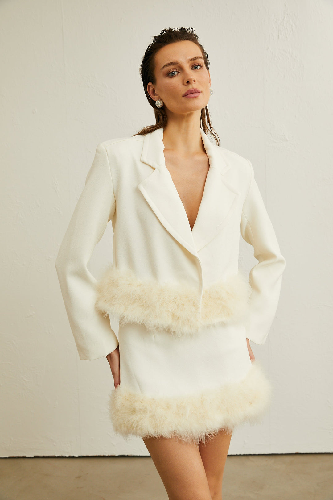 Levoire | Veste Bleue À Bordure En Dentelle & Jupe Ensemble Coordonné