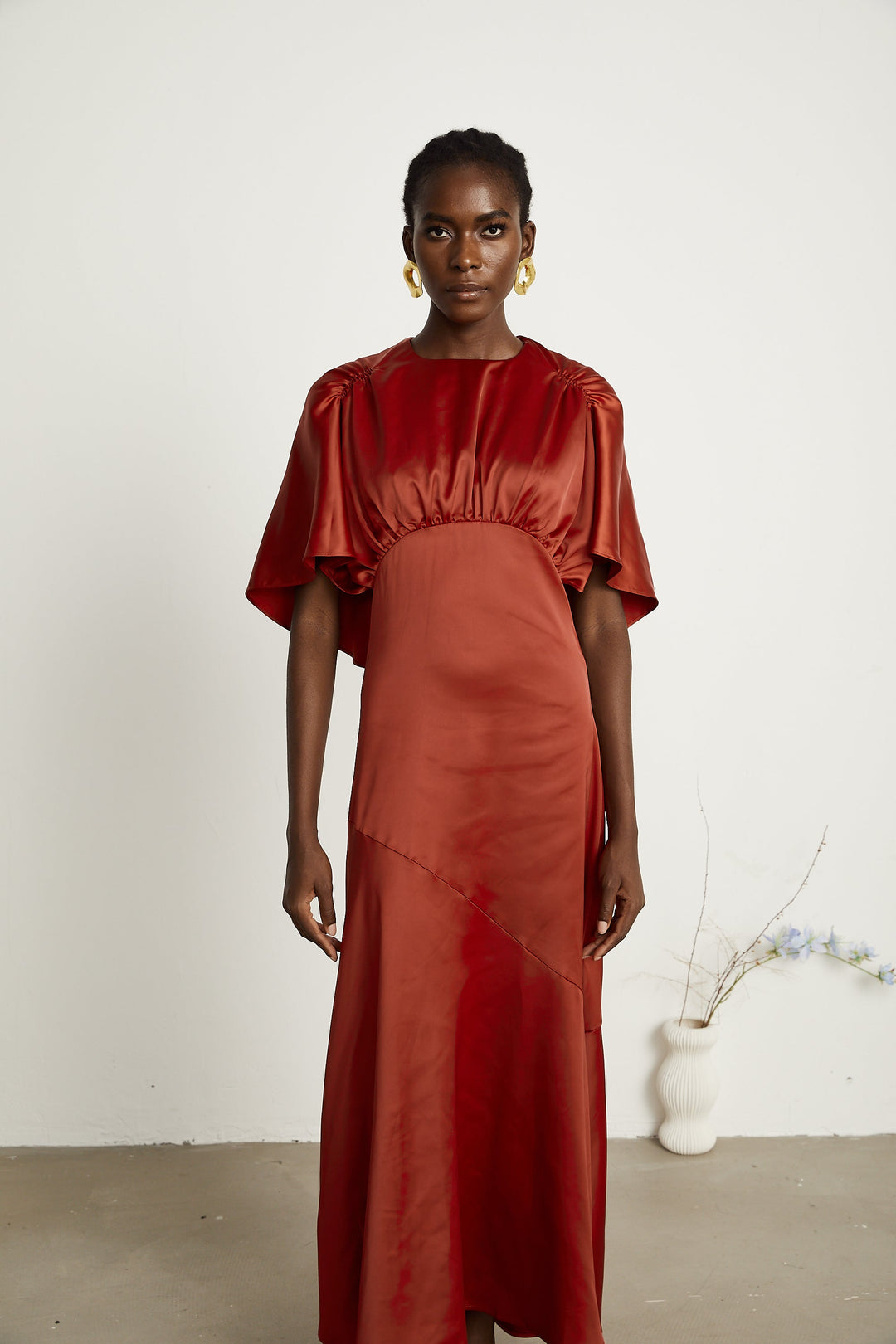 Levoire | Capuche Rouge Sans Manches Dos Ouvert Maxi Robe