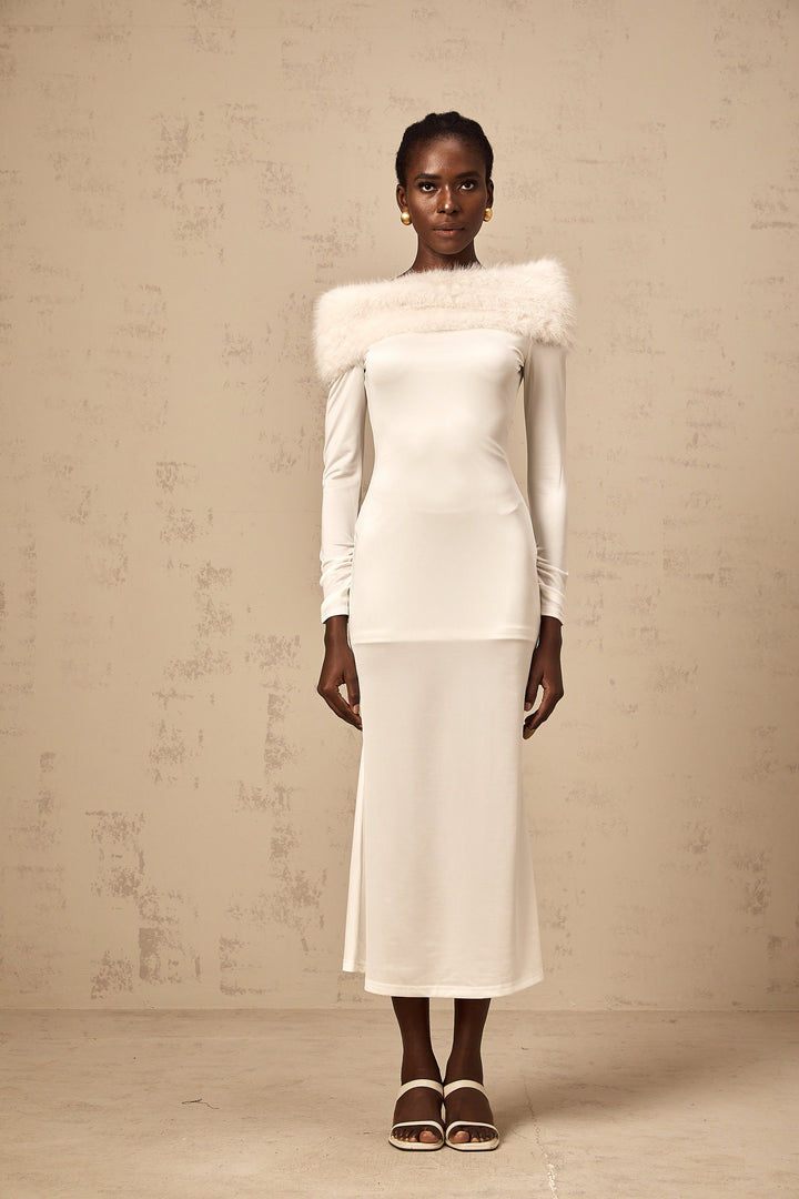 Levoire | Robe Midi À Épaules Dénudées En Fausse Fourrure Blanche