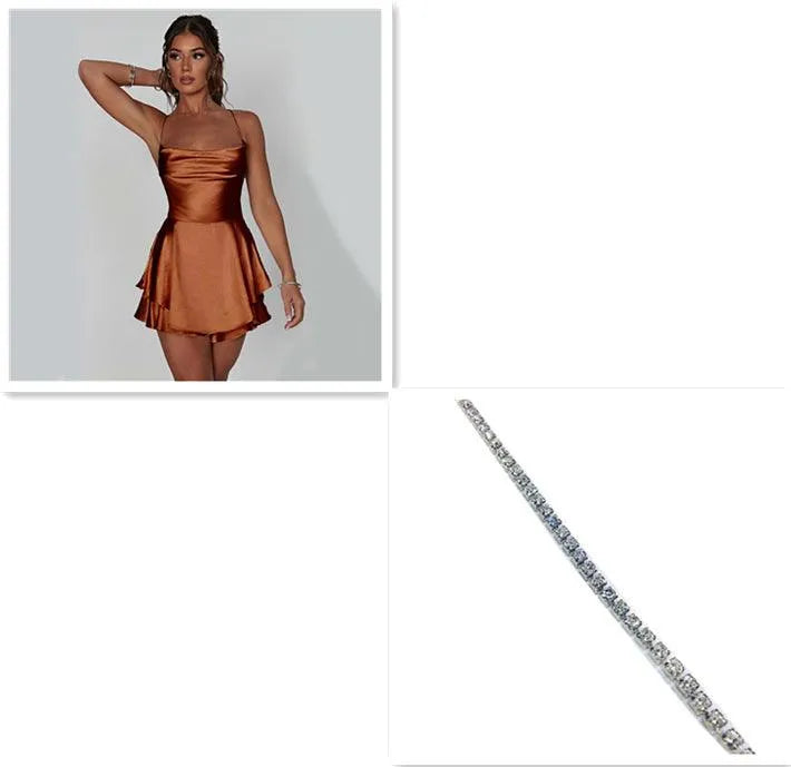 Levoire | Robe trapèze courte élégante en satin avec ruban sans dos Braun Argent