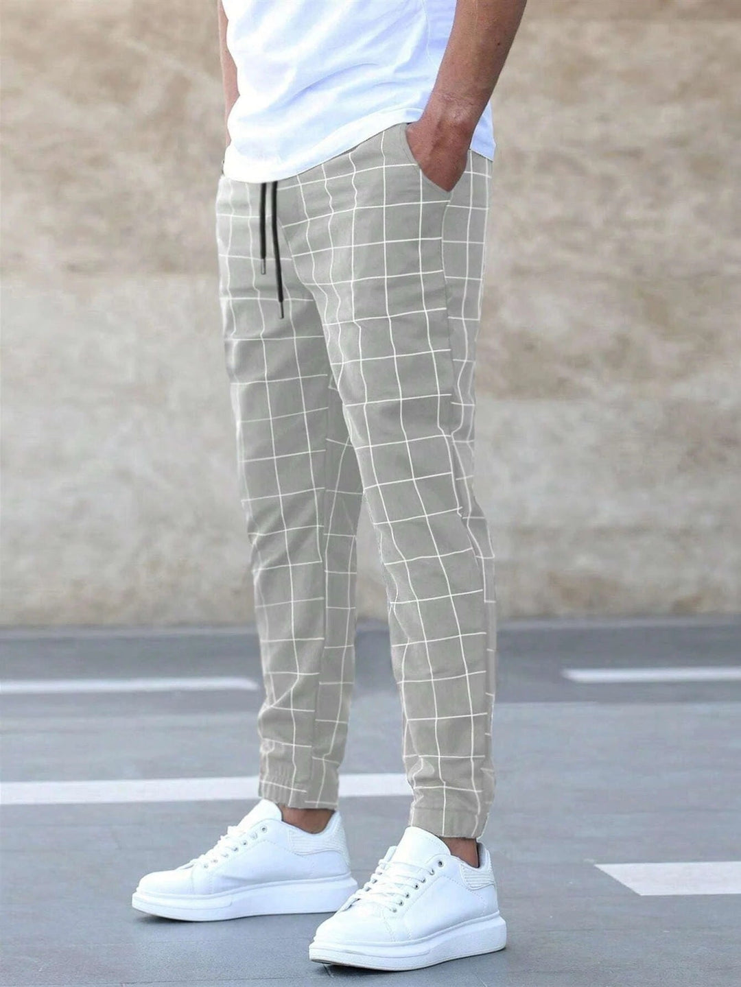 Levoire | Pantalon À Carreaux Élégant Beige