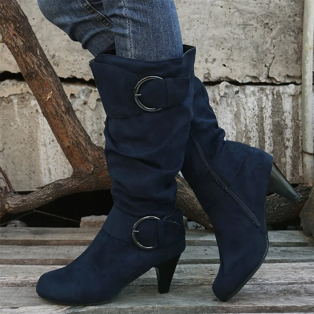 Levoire | Bottes Hautes Femme à Talon, Détail Clouté, Aspect Cuir Écrasé Bleu foncé