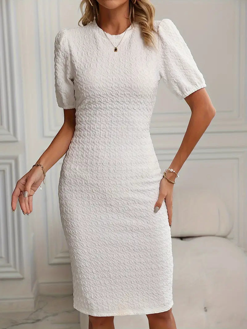 Levoire | Élégante, Robe Courte À Manches Courtes, Ajustée