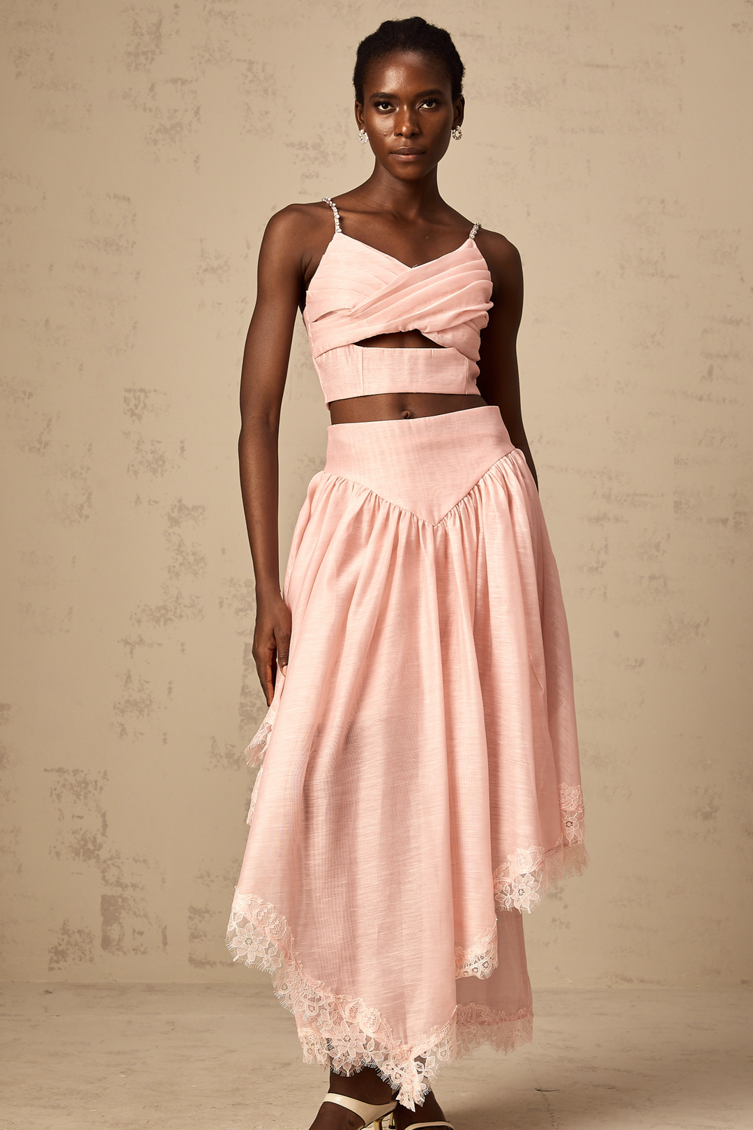 Levoire | Haut Asymétrique Volant Rose & Jupe Ensemble Assorti