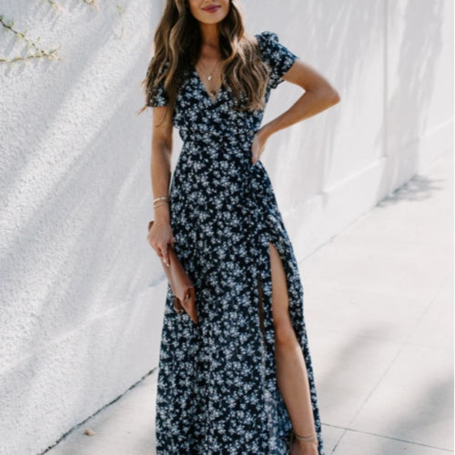 Robe maxi pour femmes avec décolleté en V profond et fente latérale Levoire