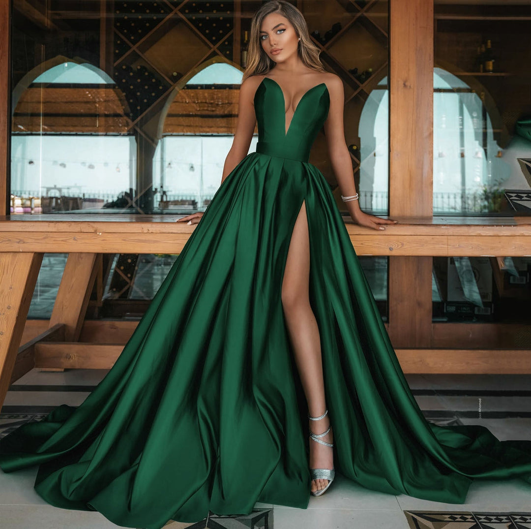 Levoire | Élégante Robe de Mariée Longue Fendue Vert foncé