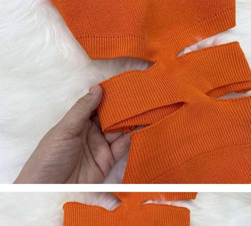 Levoire | Robe avec un bandeau en bas et un col