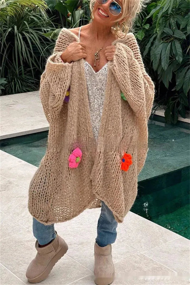 Levoire | Cardigan en tricot long avec des fleurs