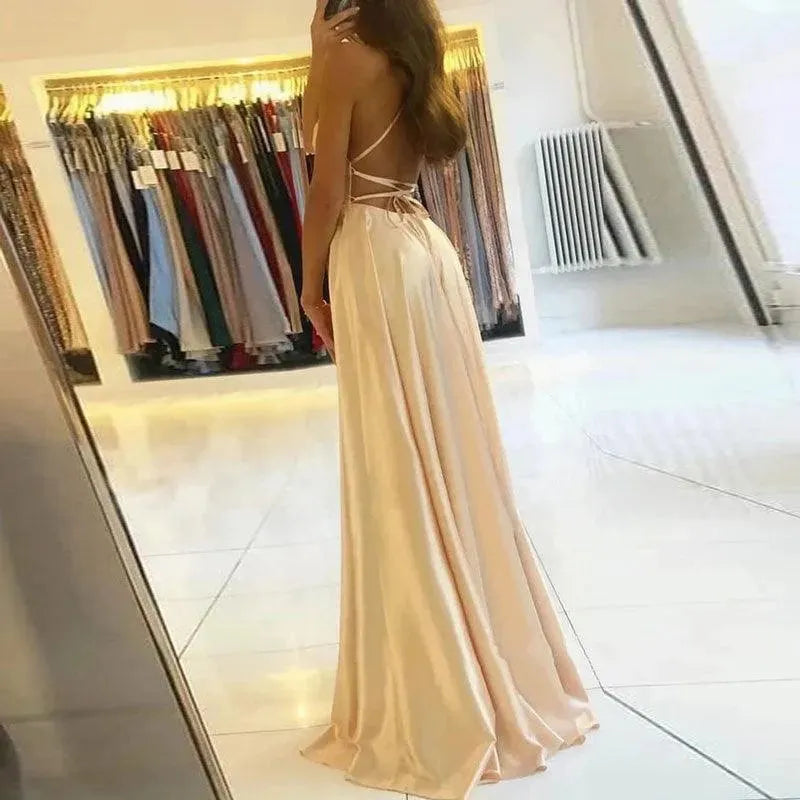 Levoire | Robe de soirée élégante en satin brillant