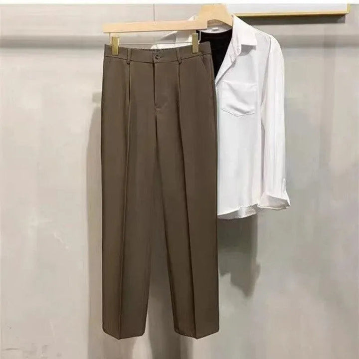 Levoire | Pantalon simple, sans plis, de couleur uniforme