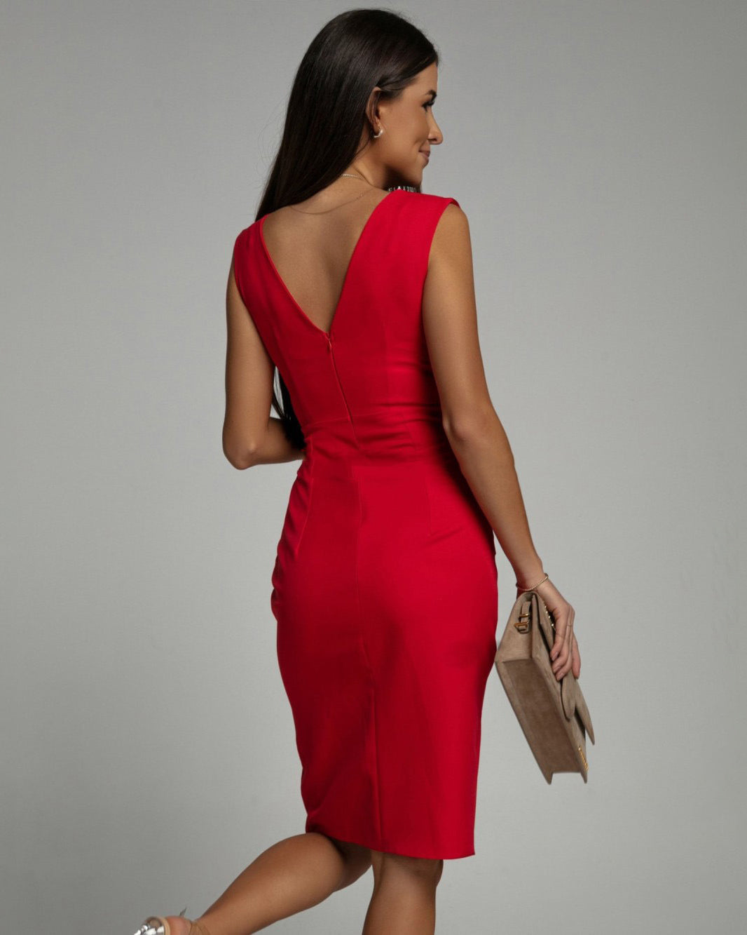 Levoire | Robe Cintrée Avec Décolleté En V Et Fente