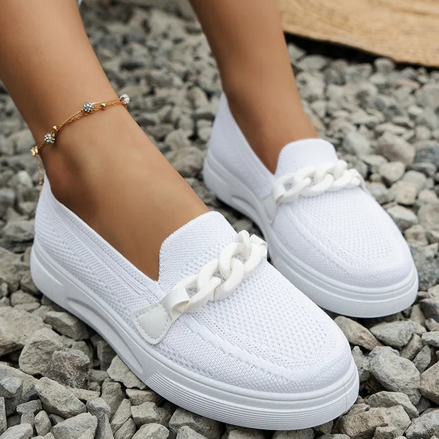 Levoire | Sneaker À Enfiler Légère Et Luxueuse Avec Détail En Chaîne Pour Femmes