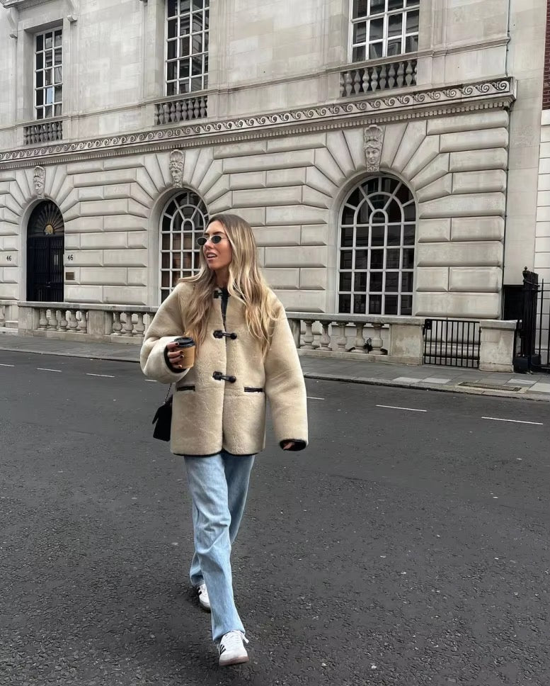 Levoire | Manteau Teddy Élégant Avec Fermetures À Nœud Beige