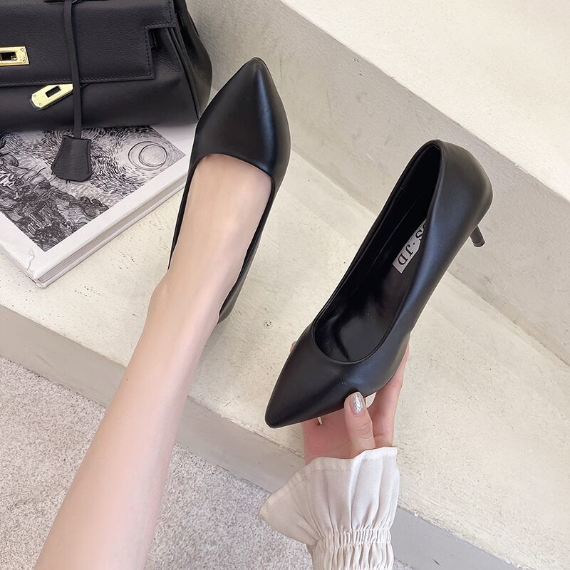 Levoire | Classique Noir Femmes Talons Aiguilles Avec Talon Kitten Noir