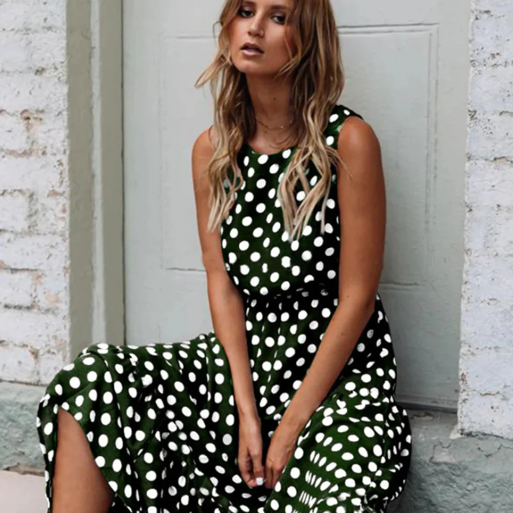 Levoire | Robe Mi-Longue À Pois Noirs Pour Un Look Rétro Chic Vert