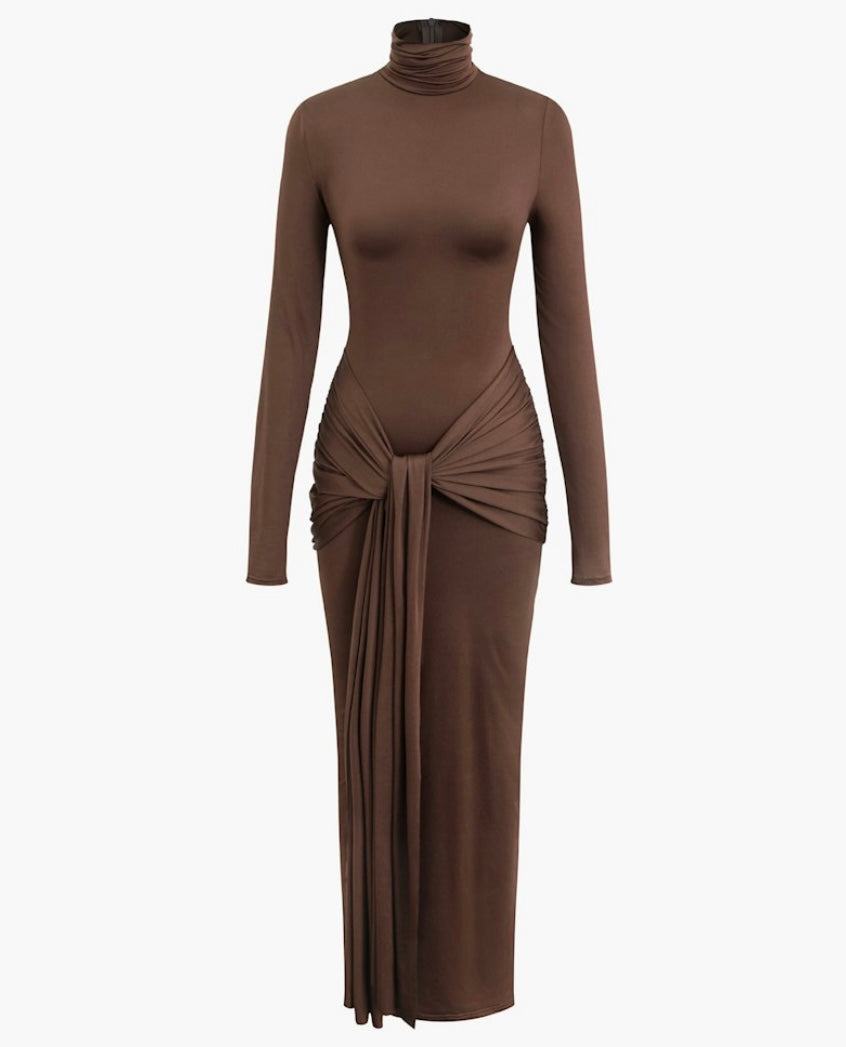 Levoire | Robe Maxi Marron À Manches Longues Avec Détail En Nœud Braun