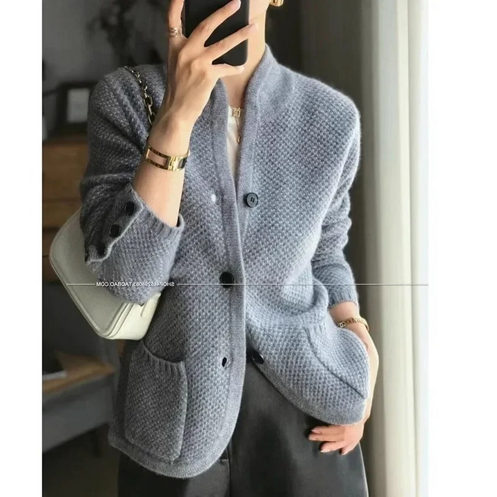 Levoire | Gilet à tricoter pour femmes avec des coutures et des nappes Gris
