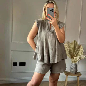Levoire | Shorts & Top Avec Des Volants Ludiques Gris
