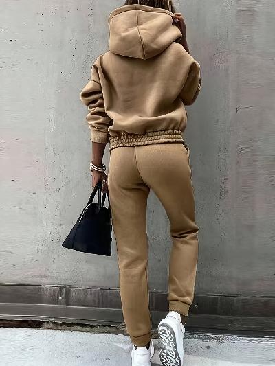 Levoire | Tenue Femme Avec Un Pull Tendance Et Un Pantalon