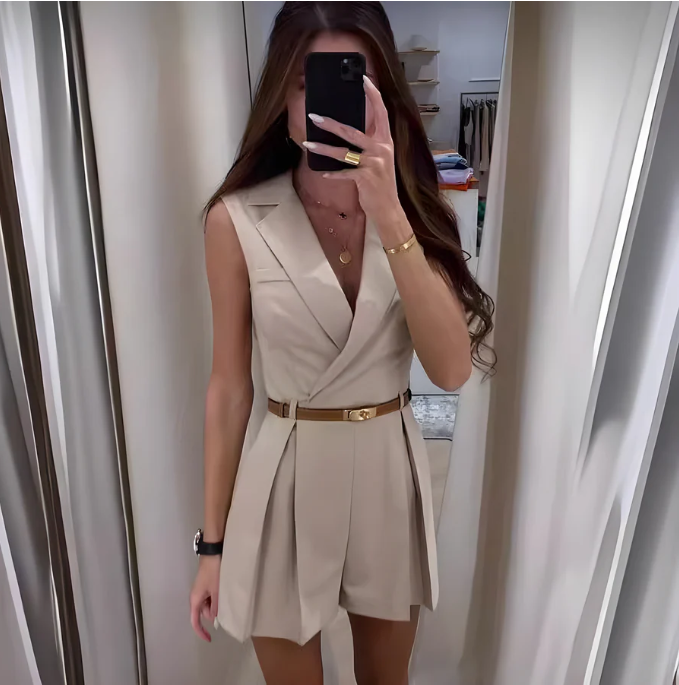 Levoire | Jumpsuit Sans Manches Élégant Beige