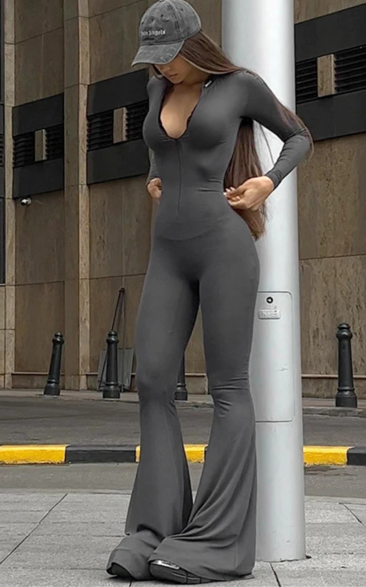 Levoire | Robe Élégante À Manches Longues Sur Mesure Pour Femmes