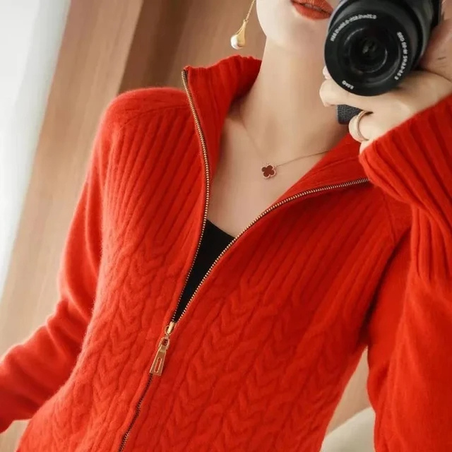 Levoire | Veste femme à fermeture éclair avec capuche câblée Rot