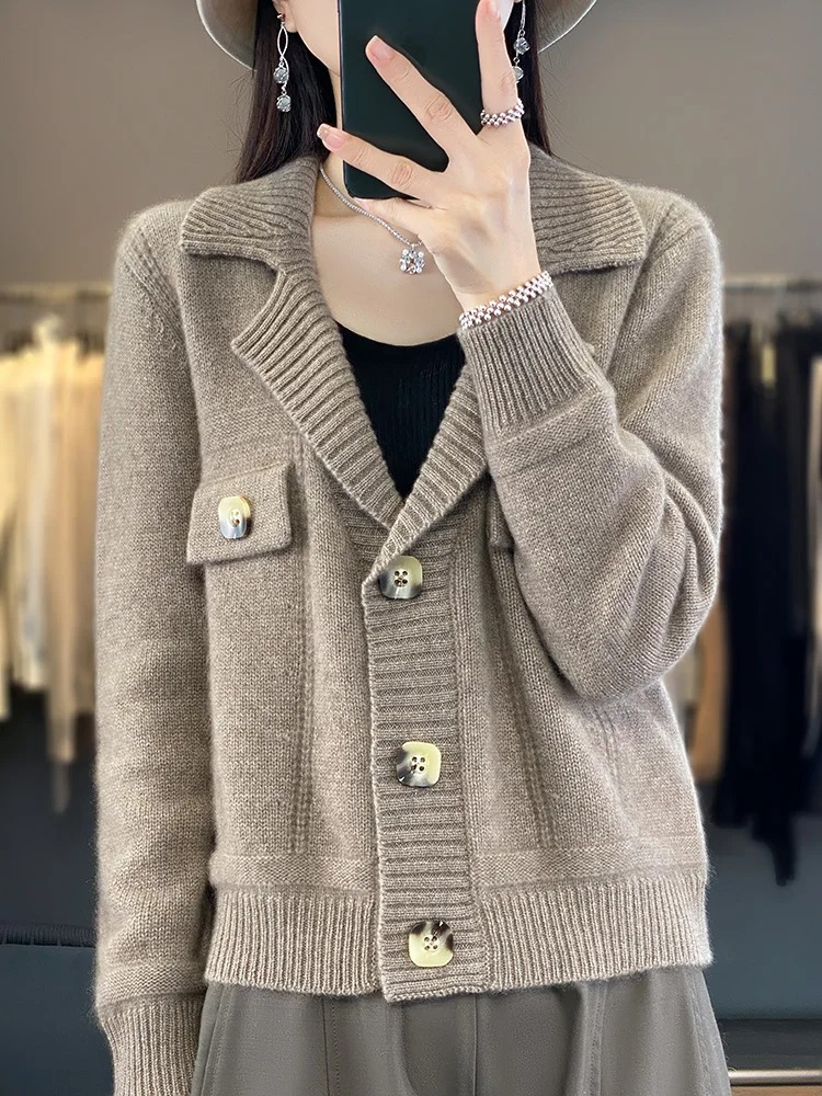 Levoire | Veste en laine pour femmes avec col, poches et manches Braun