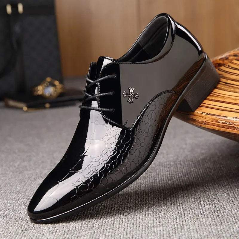 Levoire | Grandes Chaussures Vernies Formelles noir