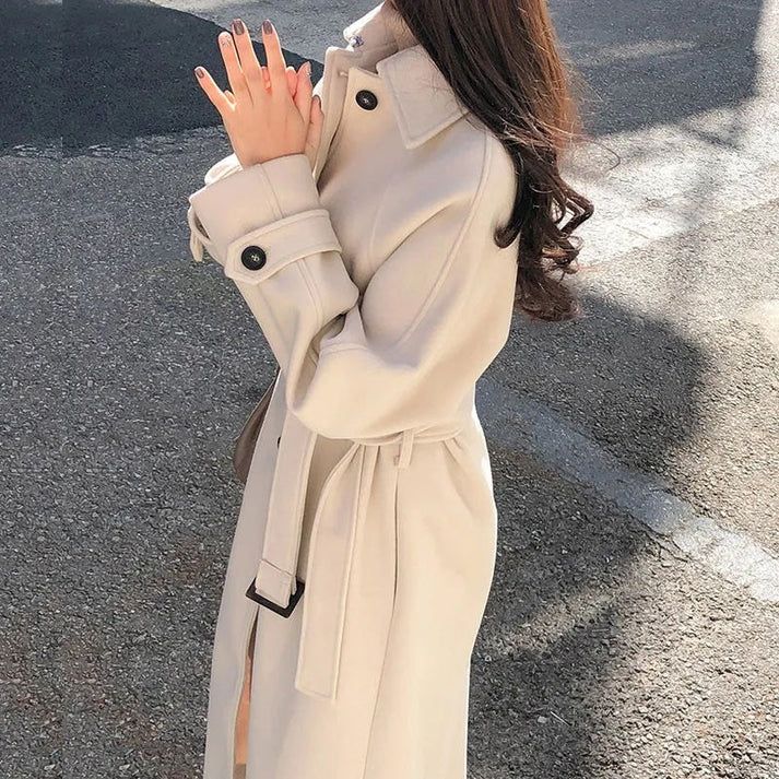 Levoire | Veste Élégante Pour Femmes Avec Boutons Modernes Beige