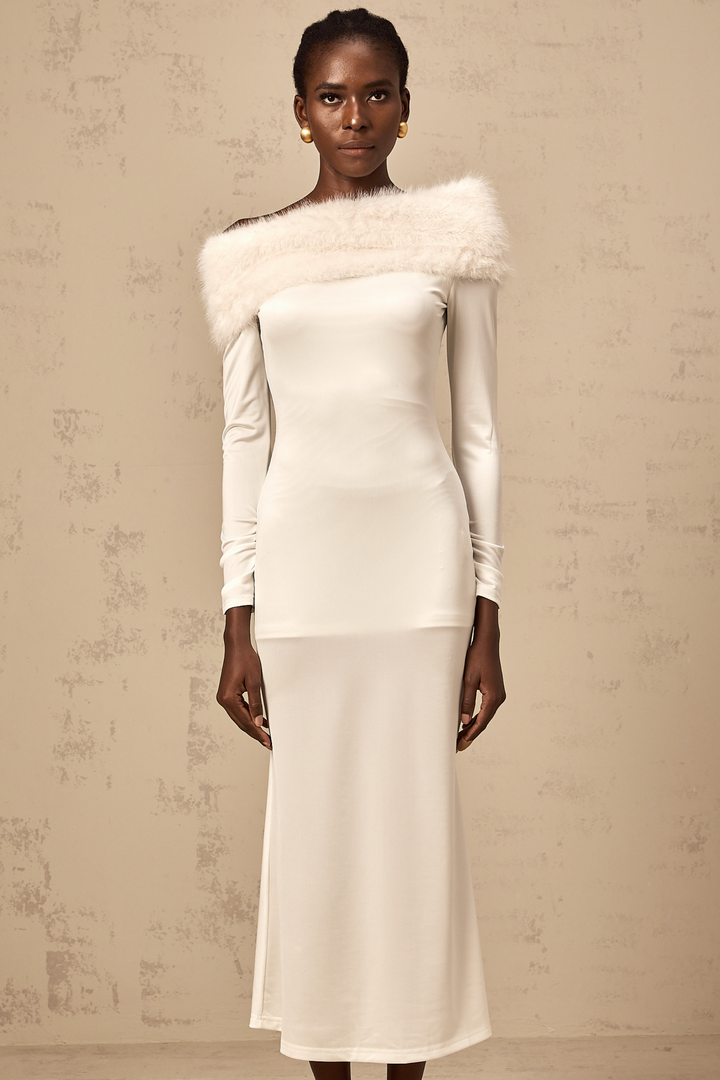 Levoire | Robe Midi À Épaules Dénudées En Fausse Fourrure Blanche