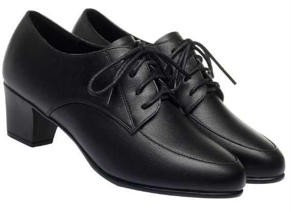 Levoire | Bottes En Dentelle Noires Pour Femmes Avec Des Talons Moyens Confortables