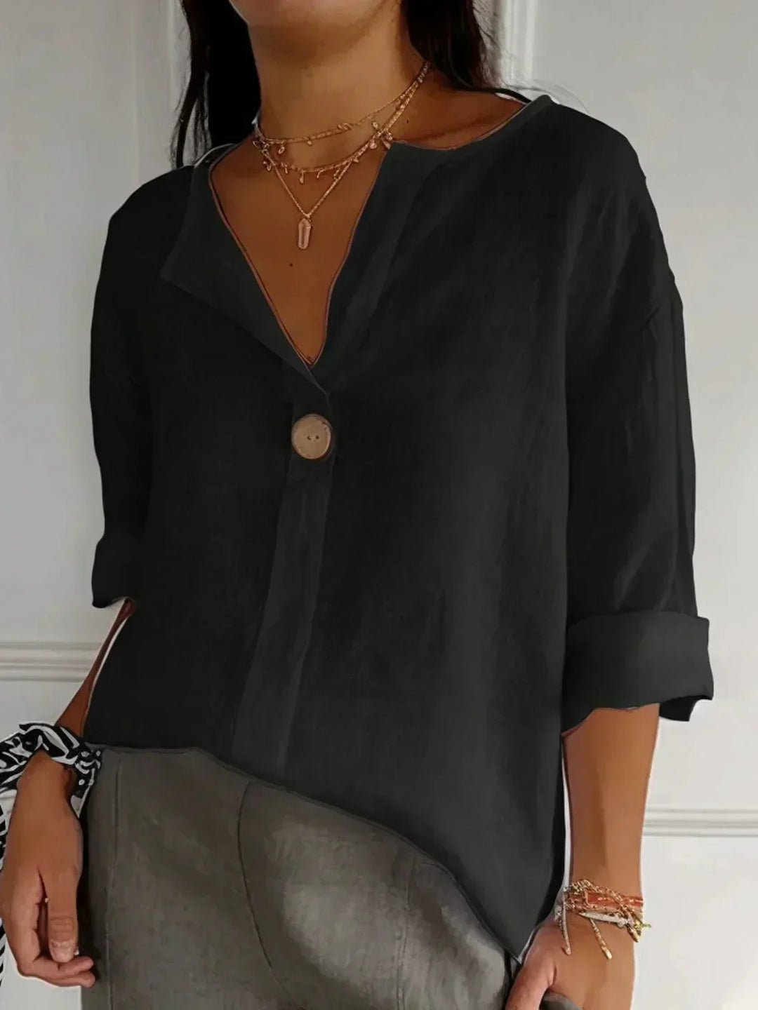 Levoire | T-Shirt Décontracté À Col En V Noir