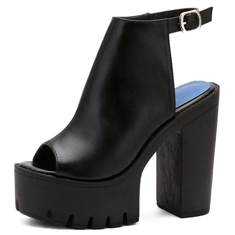 Levoire | Bottes courtes avec un talon épais Noir