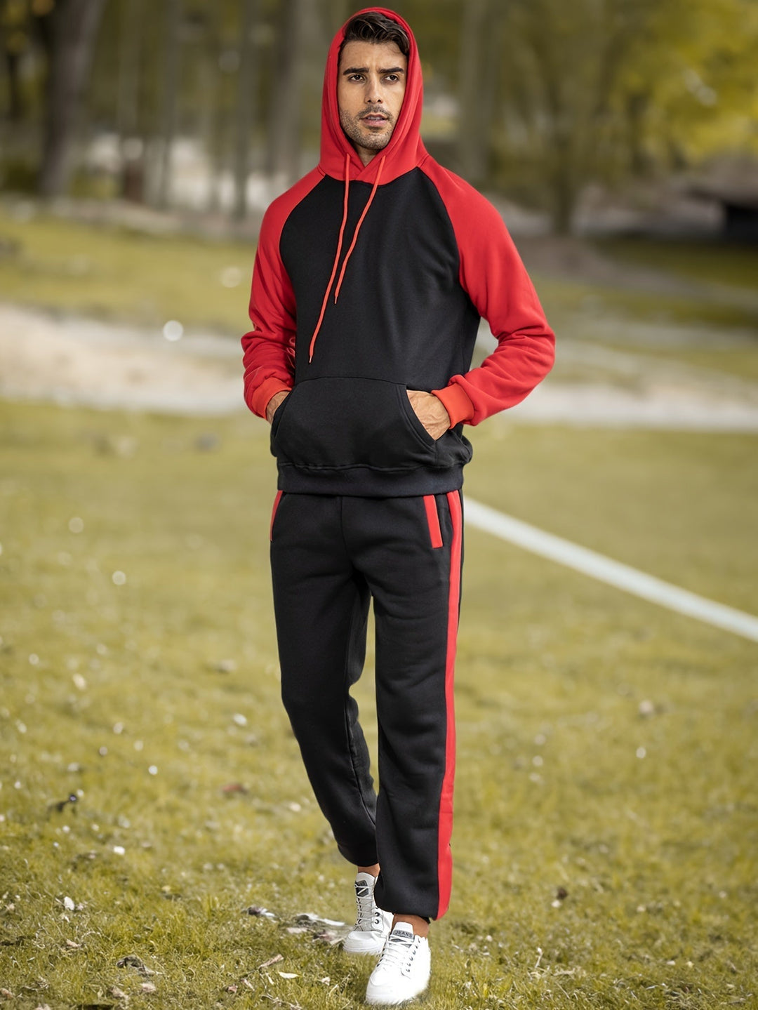 Levoire | Sweat à capuche à manches longues et pantalon long de sport Rot
