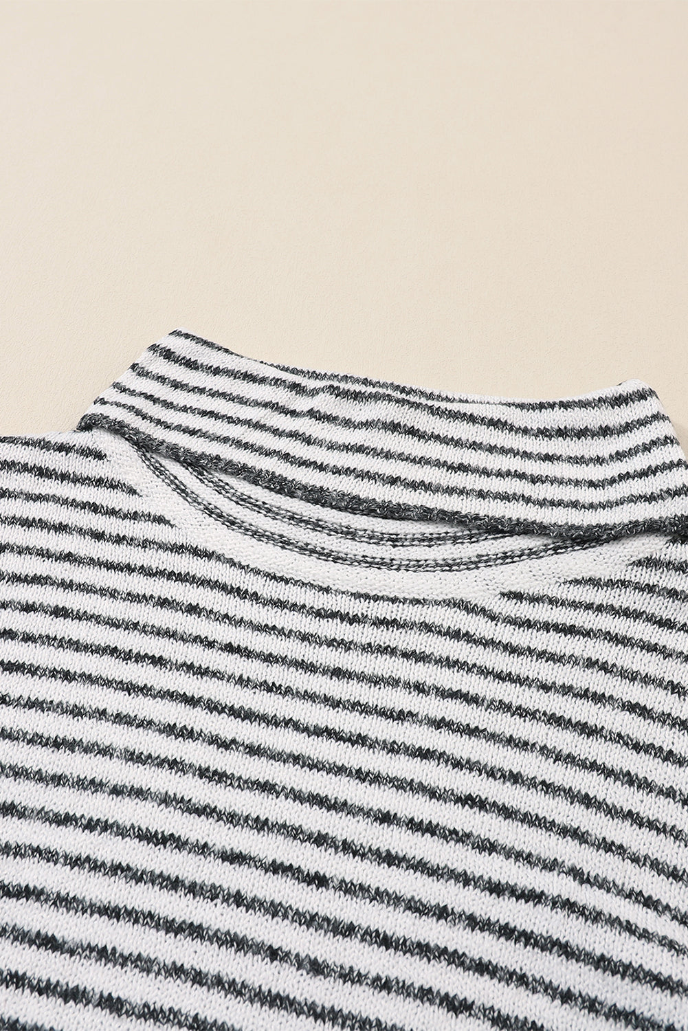 Levoire | Pull Ample Gris Raye, Parfait Pour Les Journees Decontractees