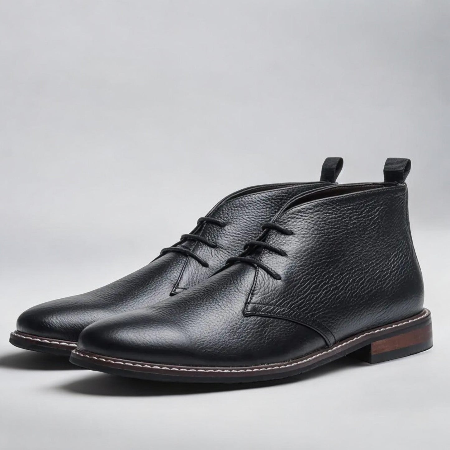 Levoire | Chaussures chukka dans un style intemporel Noir