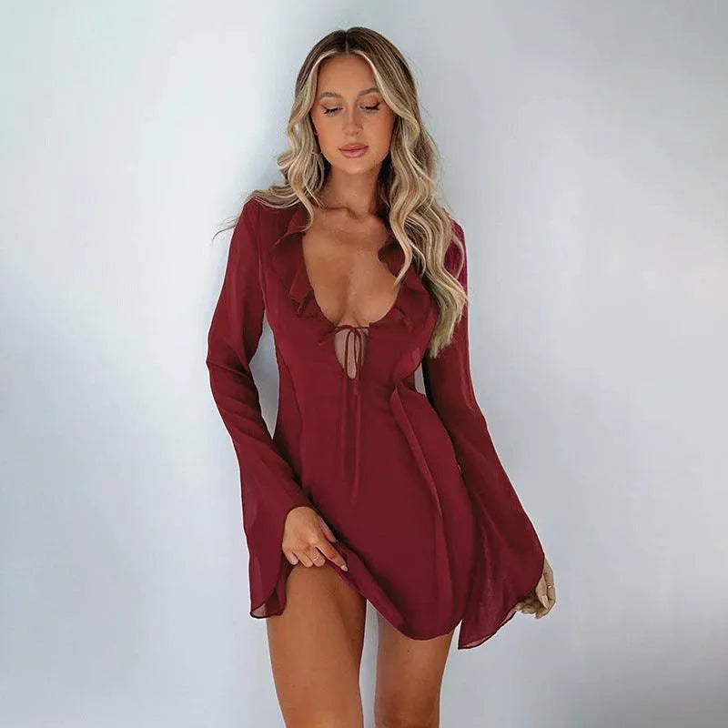 Levoire | Robe portefeuille à manches longues avec volants et coupe slim