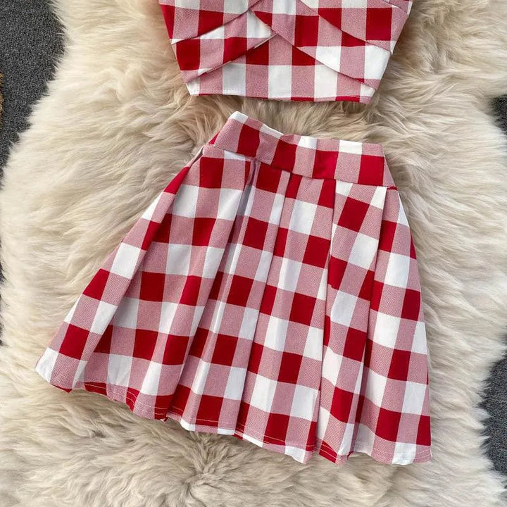 Levoire | Ensemble à deux pièces avec un mini ourlet à couper haut, style sac.