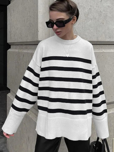 Levoire | Élégant Pull Rayé Parisien