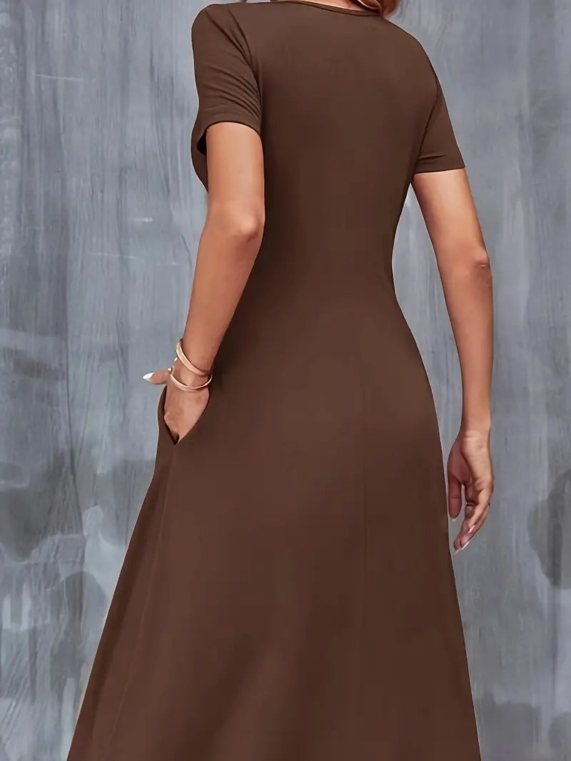 Levoire | Robe À Manches Courtes Avec Décolleté En V